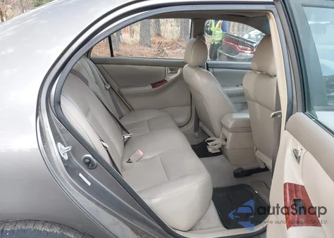 2004 Toyota Corolla Le z USA, uszkodzony, nr VIN 2T1BR32E54C183710